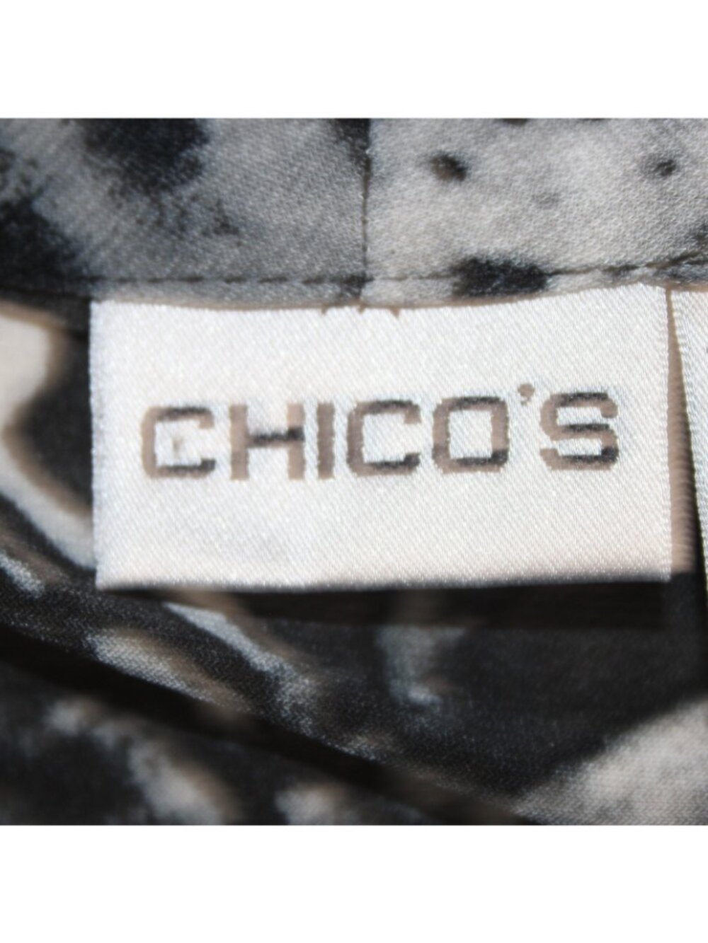 Chicos Dress Sz 1 Black White Animal Print Pockets Polyester Spandex Dress - Picture 6 of 11